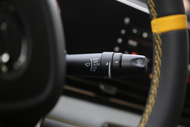 2021款广汽传祺影豹