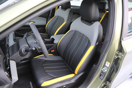 2021款广汽传祺影豹