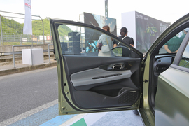 2021款广汽传祺影豹