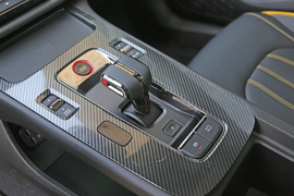 2021款广汽传祺影豹