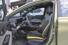 2021款广汽传祺影豹