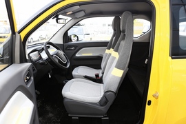 2021款五菱宏光MINI