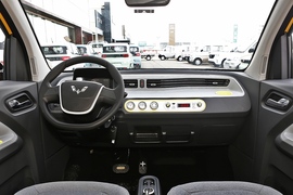 2021款五菱宏光MINI