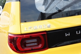 2021款五菱宏光MINI