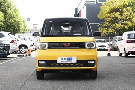 2021款五菱宏光MINI