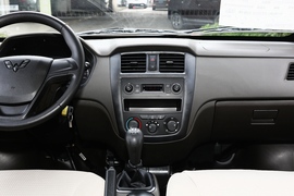 2021款五菱荣光S