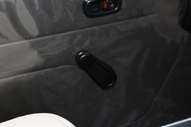 2021款五菱荣光S