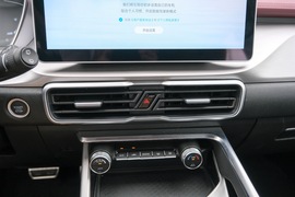 2022款吉利缤越