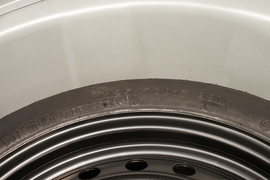 2021款丰田卡罗拉