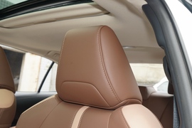 2021款丰田卡罗拉