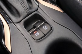 2021款广汽丰田凌尚