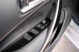 2021款广汽丰田凌尚