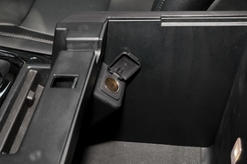 2020款福特探险者EcoBoost