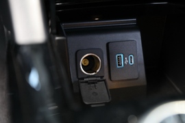 2020款福特探险者EcoBoost