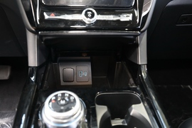 2020款福特探险者EcoBoost