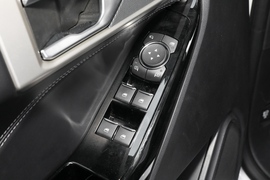 2020款福特探险者EcoBoost