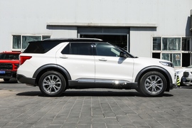 2020款福特探险者EcoBoost