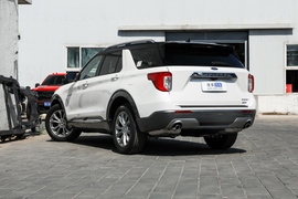 2020款福特探险者EcoBoost