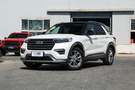 2020款福特探险者EcoBoost