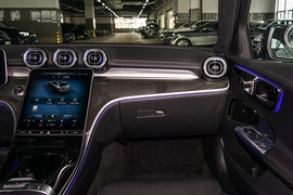 2022款奔驰C260