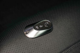 2022款奔驰C260