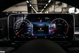 2022款奔驰C260