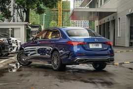 2022款奔驰C260