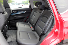 2021款奇瑞瑞虎7