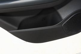 2021款奇瑞艾瑞泽5