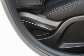 2021款奇瑞艾瑞泽5