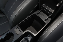 2021款奇瑞艾瑞泽5