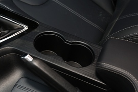 2021款奇瑞艾瑞泽5