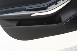 2021款奇瑞艾瑞泽5