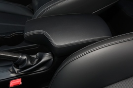 2021款奇瑞艾瑞泽5