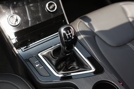 2021款奇瑞艾瑞泽5