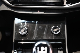 2021款奇瑞艾瑞泽5