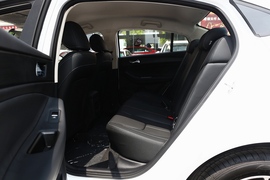 2021款奇瑞艾瑞泽5