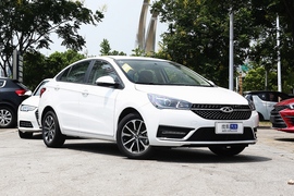 2021款奇瑞艾瑞泽5