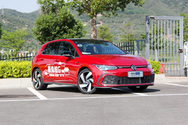   2021款大众高尔夫GTI 380TSI DSG