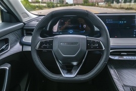   2021款启辰大V 260T天王版
