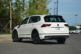   2022款大众途观L 330TSI 自动两驱R-Line越享版