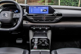 2021款雪铁龙凡尔赛C5