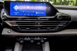 2021款雪铁龙凡尔赛C5