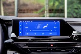 2021款雪铁龙凡尔赛C5