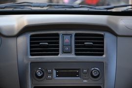 2021款五菱荣光S