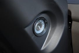 2021款五菱荣光S