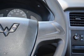 2021款五菱荣光S