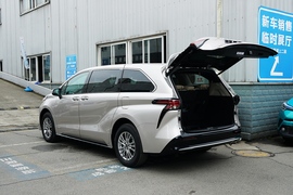 2021款丰田赛那SIENNA