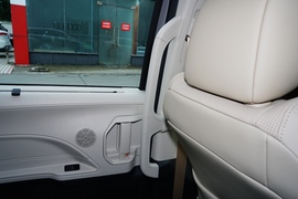 2021款丰田赛那SIENNA