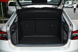 2021款斯柯达速派